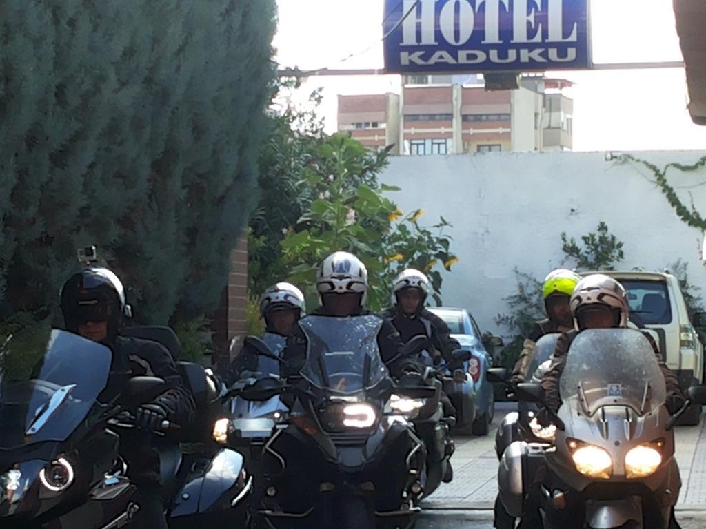 Hotel Kaduku ชโคเดอร์ ภายนอก รูปภาพ