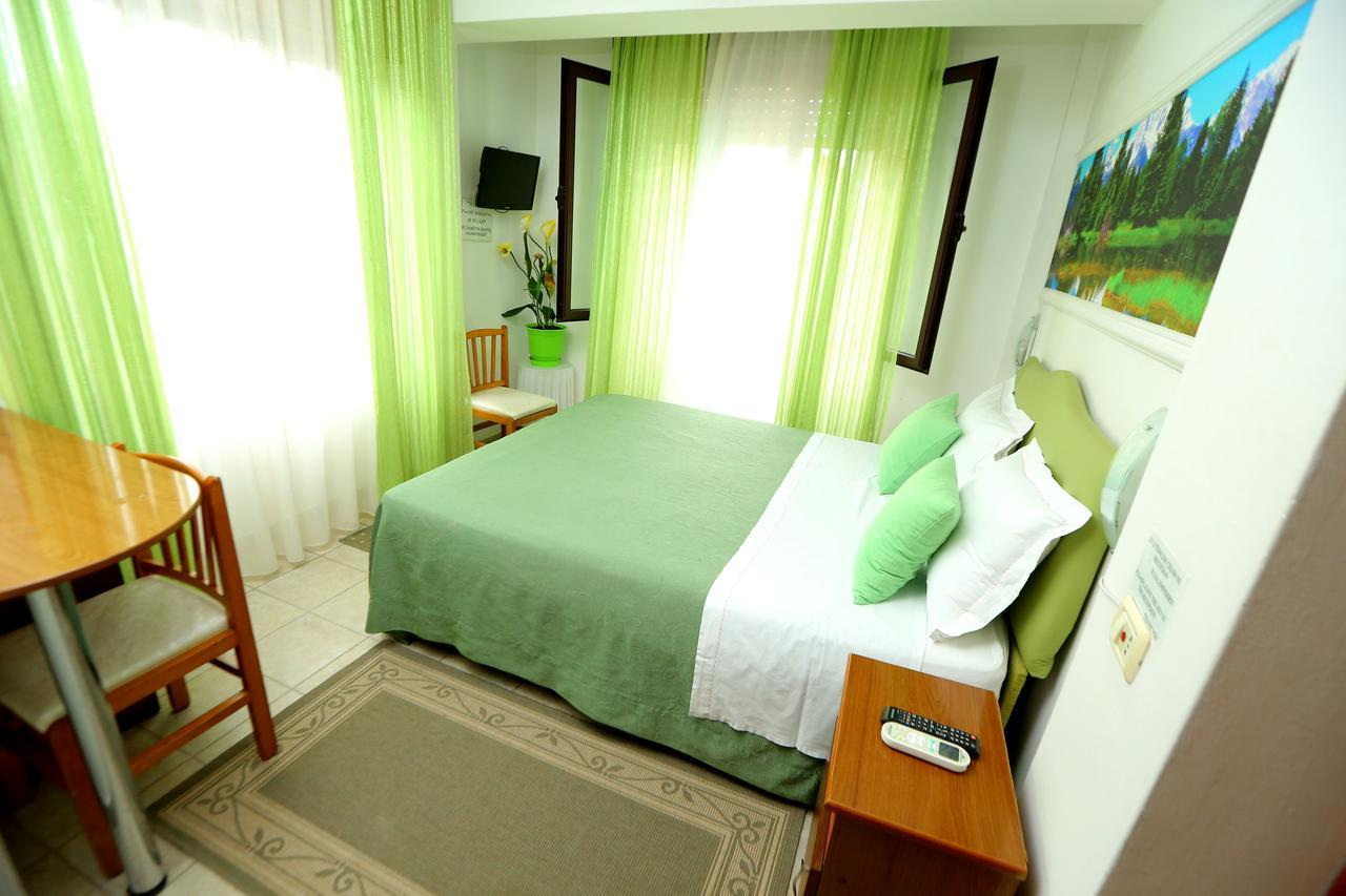 Hotel Kaduku ชโคเดอร์ ภายนอก รูปภาพ